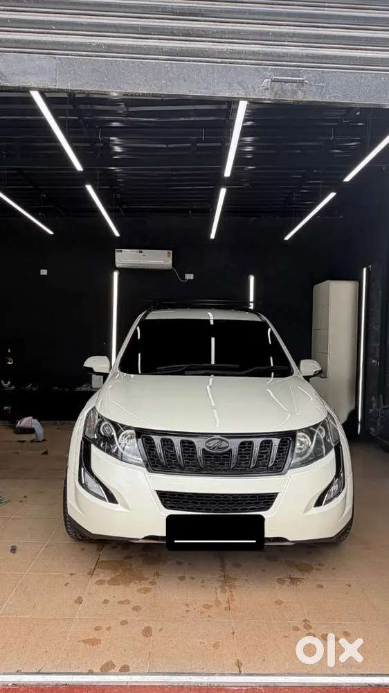 Mahindra Xuv500 2018 Diesel 175000 Km Driven