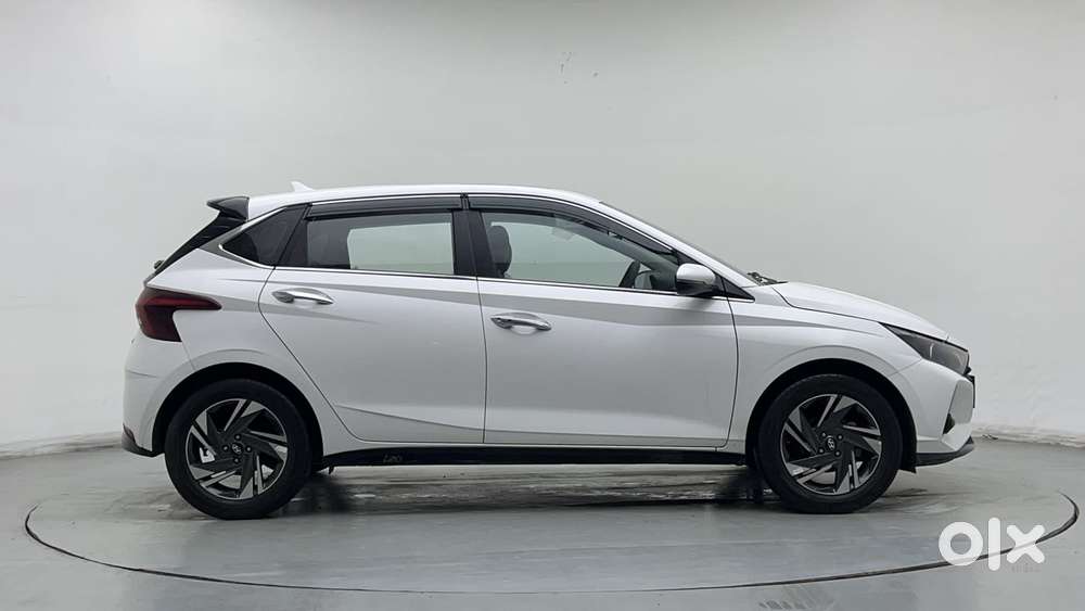 Hyundai I20 Asta (o) 1.0 Turbo Dct, 2023, Petrol