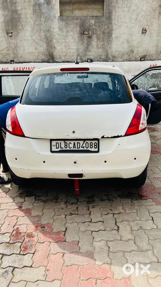 Maruti Suzuki Swift 2015 Petrol Well Maintained