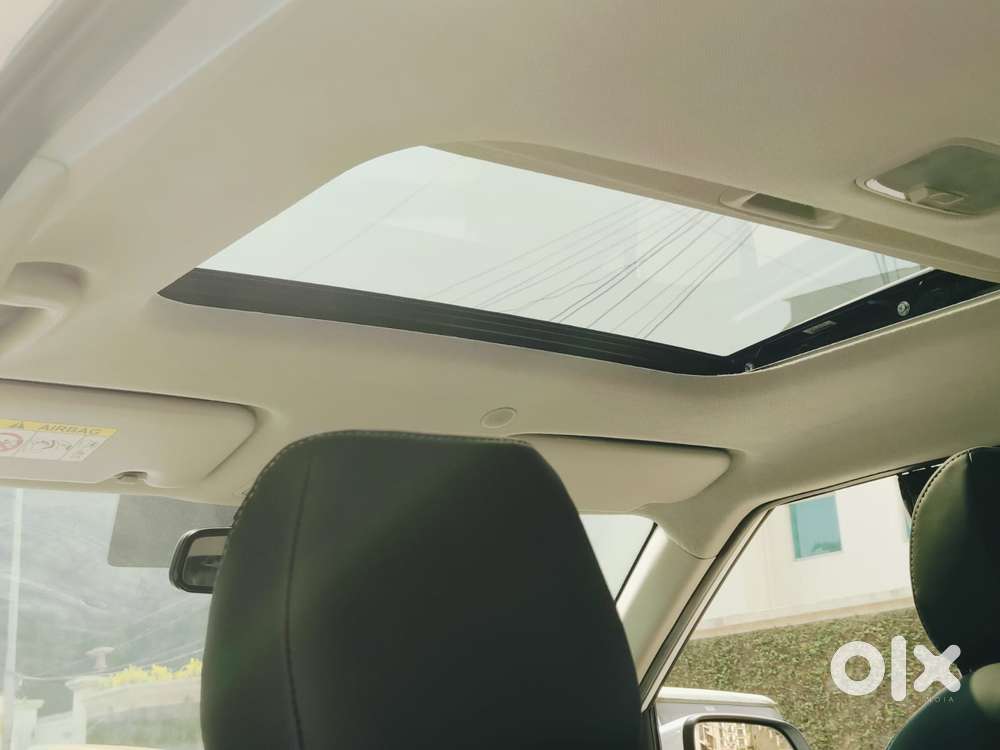 Hyundai Venue 1.0 Sx (o) Turbo Dct, 2023, Petrol