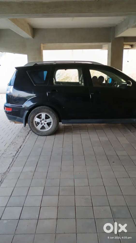 Mitsubishi Outlander 2010 Cng & Hybrids 145869 Km Driven
