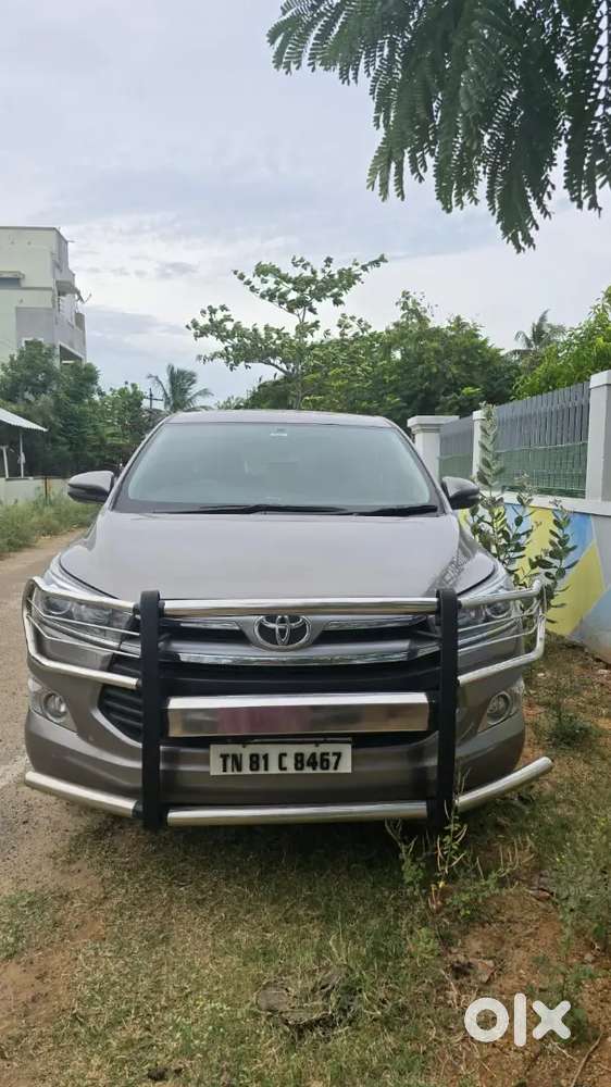 Toyota Innova Crysta 2.4 2018