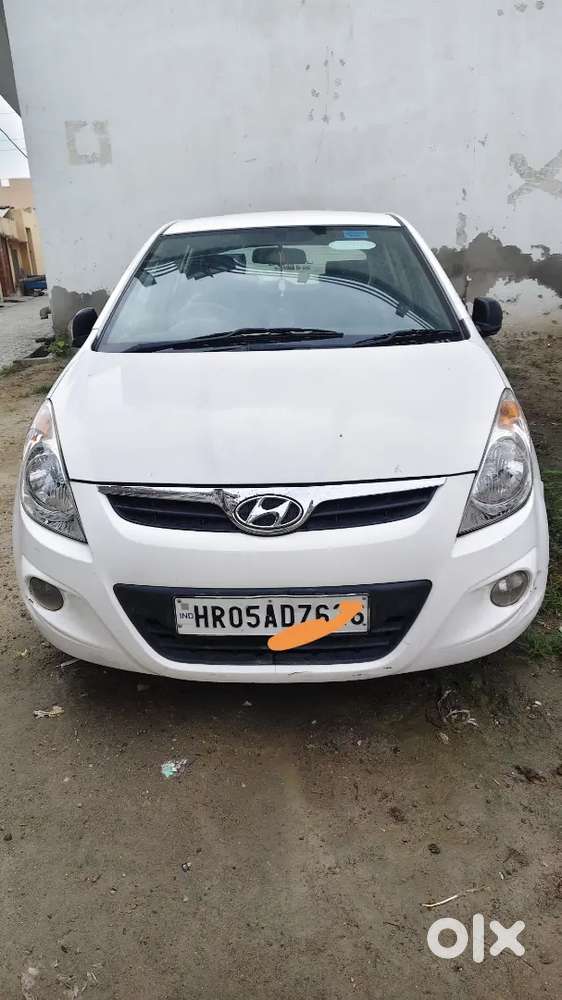 Hyundai I20 Cng Petrol New Tyre 100%