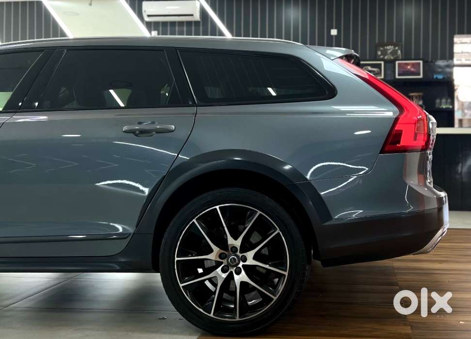 Volvo V 90 Cross Country D5, 2018