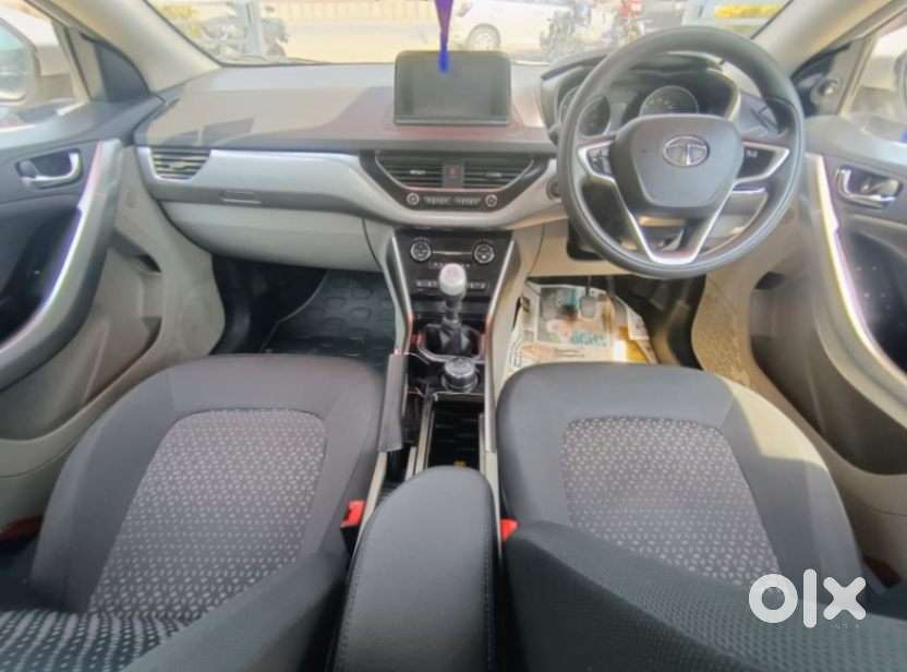 Tata Nexon 1.2 Revotron Xz Plus, 2017, Petrol