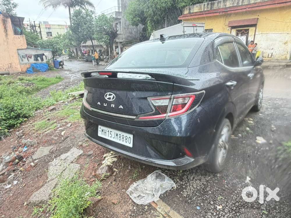 Hyundai Aura 2024 Petrol Vip No. 8880