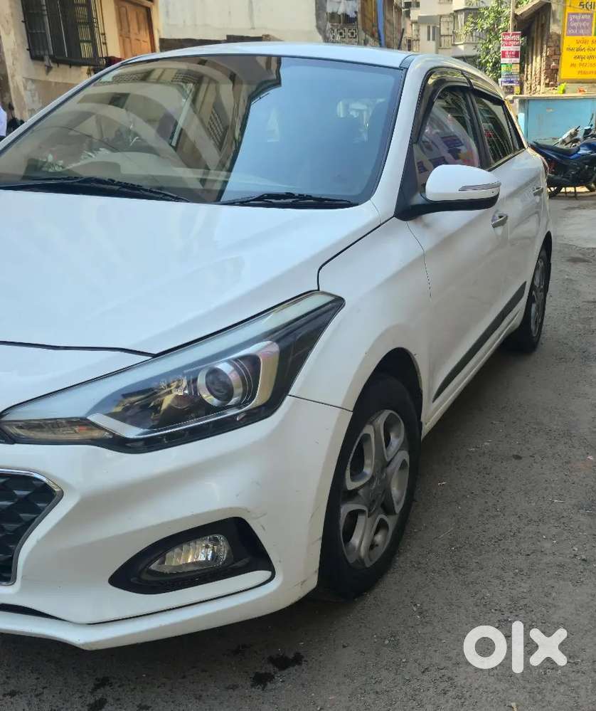 I20 Asta/ Petro+cng/ Top Model Running Whealcle