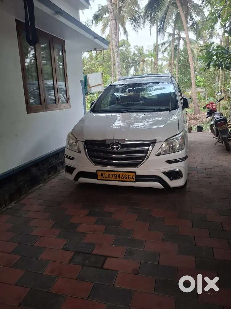 Toyota Innova 2.0 Vx 2012