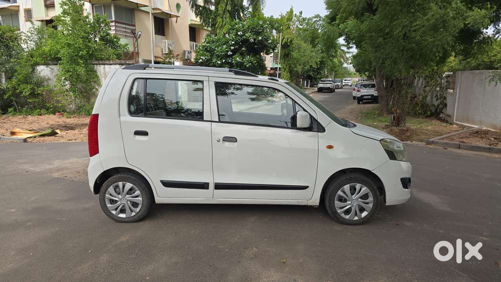 Maruti Suzuki Wagon R 1.0 Vxi, 2017, Cng & Hybrids