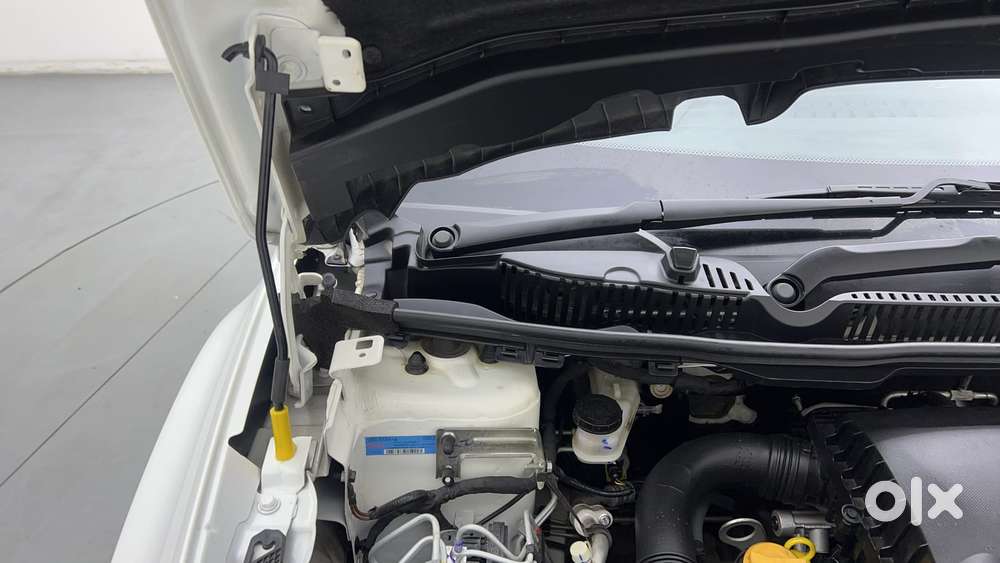 Tata Nexon Creative Plus 1.2 Revotron Petrol 7dca Dt, 2025, Petrol