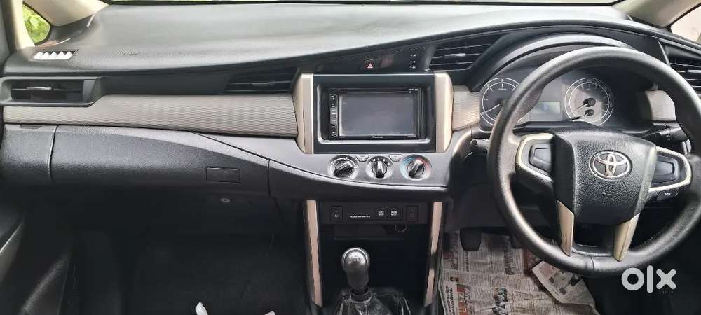 Toyota Innova Crysta 2016 G4