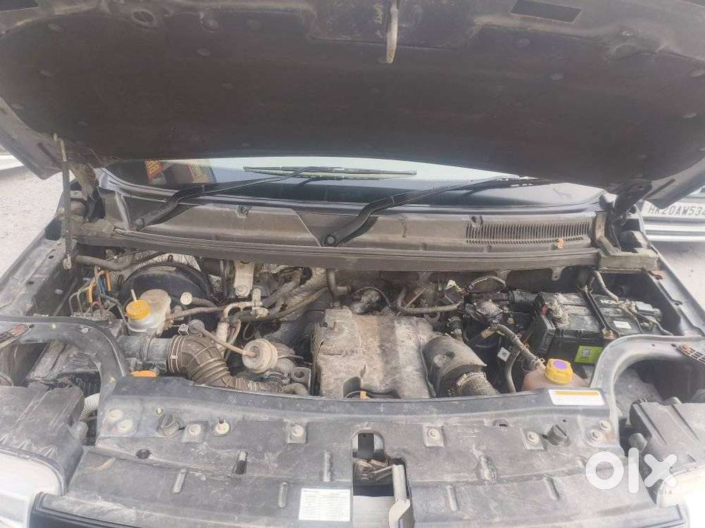 Mahindra Tuv 300 Mhawk100 T8, 2016, Diesel