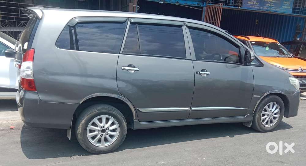 Toyota Innova 2.5 V 7 Str, 2014, Diesel