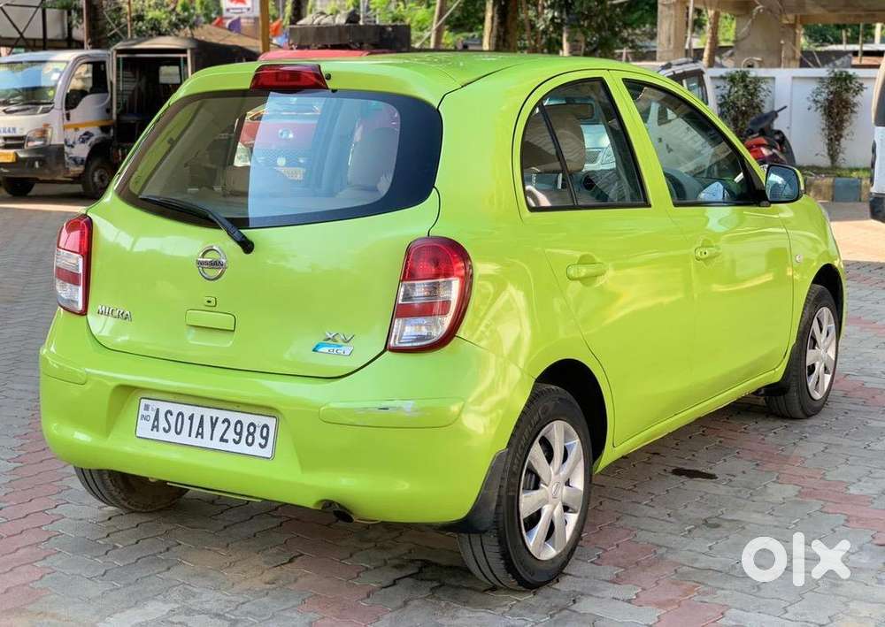 Nissan Micra Active 2012