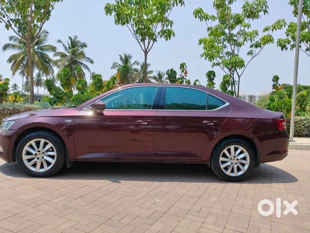 Skoda Superb 2016 Petrol Well Maintained
