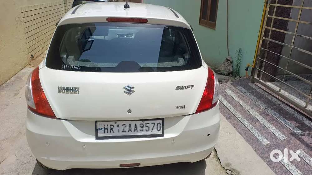 Maruti Suzuki Swift 2015