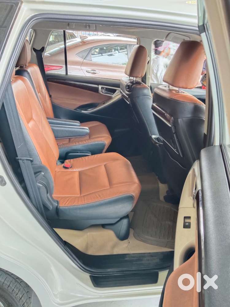 Toyota Innova Crysta, 2016, Diesel