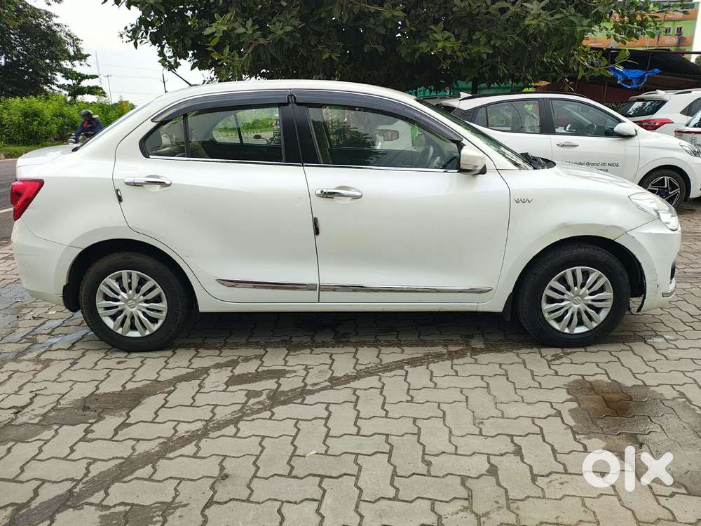 Maruti Suzuki Dzire 1.2 Vxi, 2019, Petrol