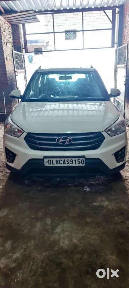 Hyundai Creta Vtvt+ White Colour Petrol