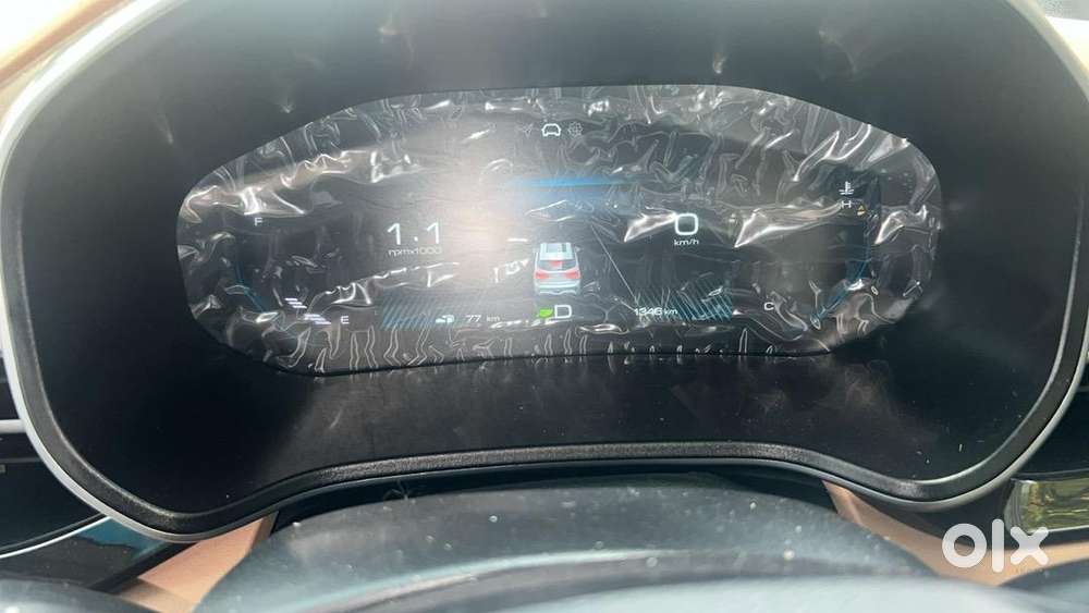 Mg Hector Plus 2026 Petrol 1400 Km Driven