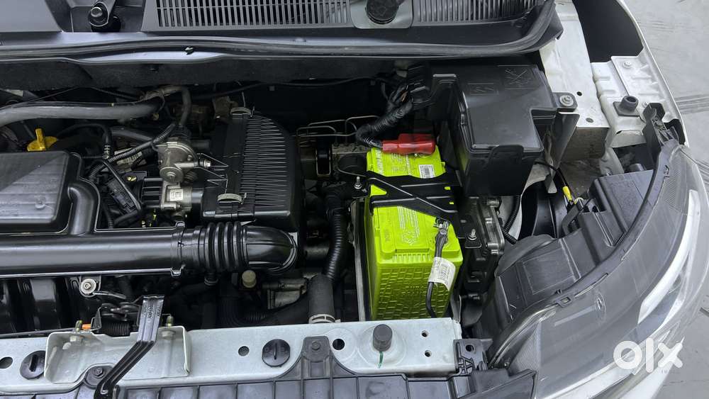 Renault Triber Rxz Easy-r Amt, 2021, Petrol