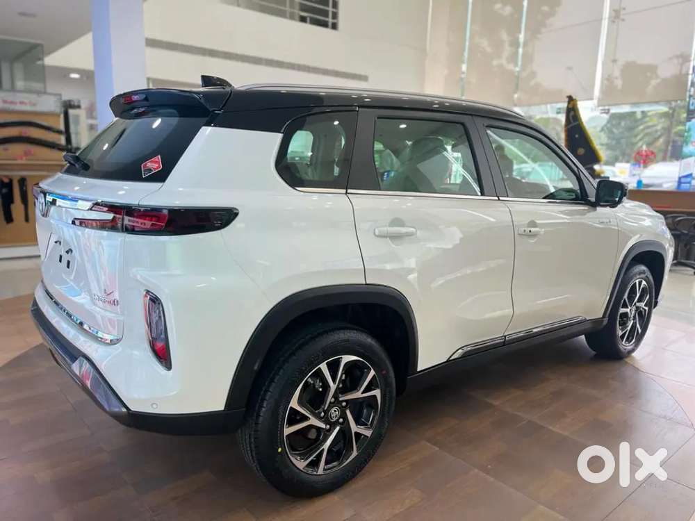 Diesel Automatic Fortuner 112000 Kms Sparingly Used Company Service