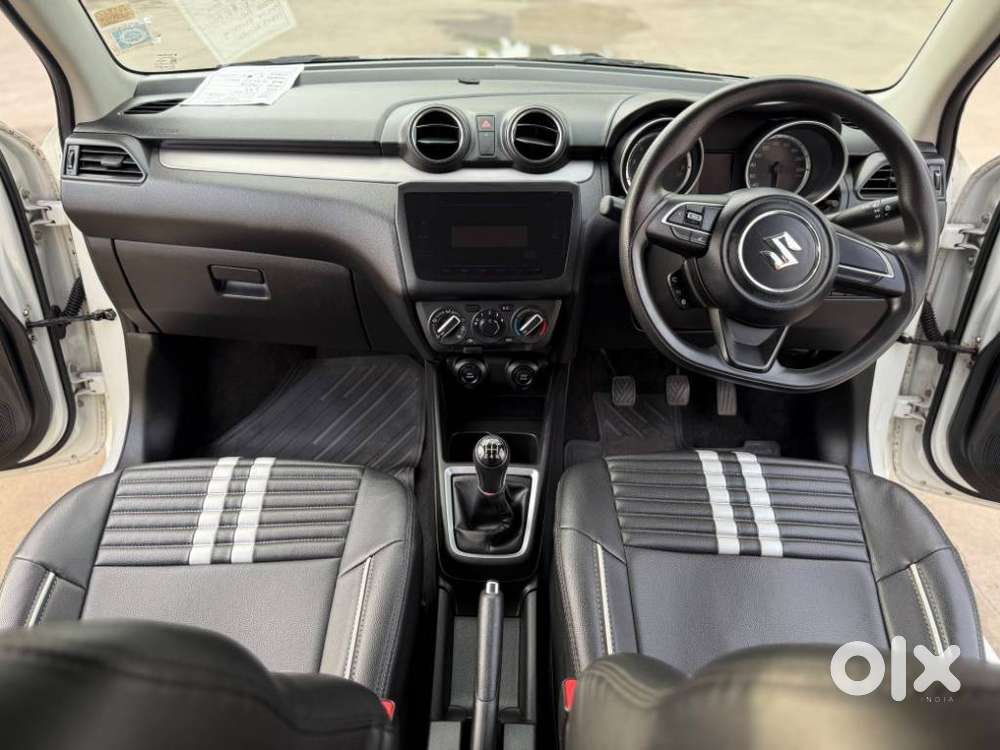 Maruti Suzuki Swift Vxi Optional, 2022, Petrol