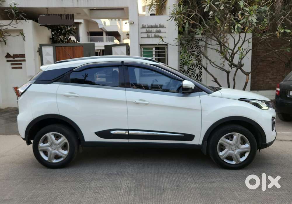 Tata Nexon 1.5 Revotorq Xma Amt, 2021, Petrol