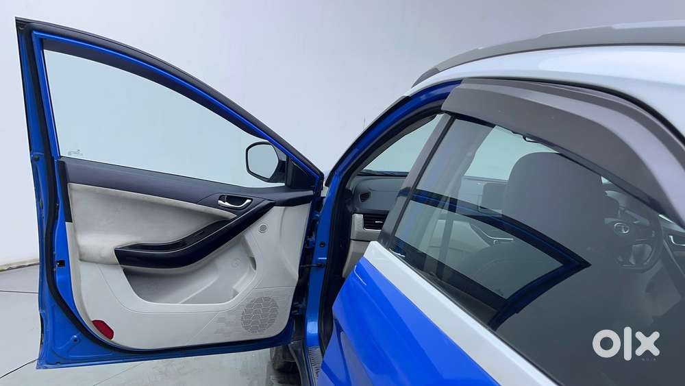 Tata Nexon 1.2 Revotron Xza Plus (o), 2020, Petrol