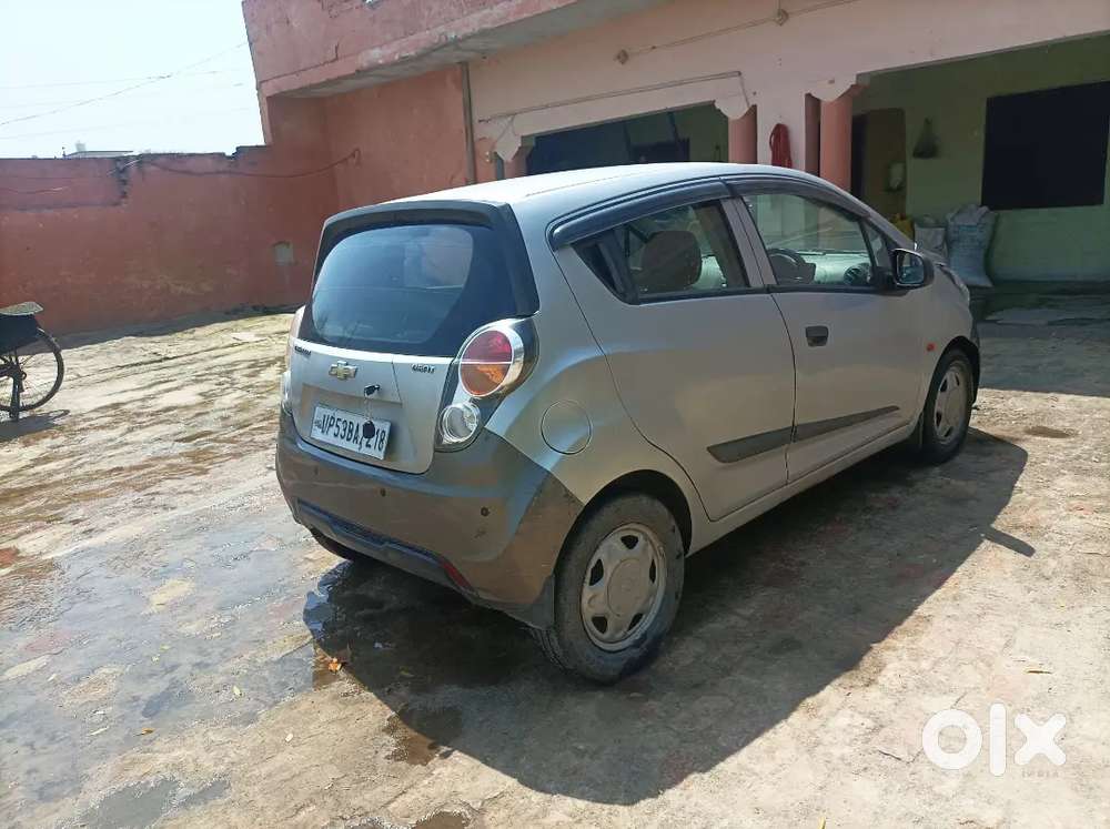 Chevrolet Beat Petrol 2012