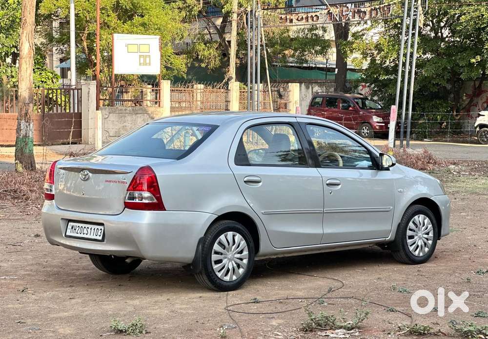 Toyota Etios, 2013, Petrol