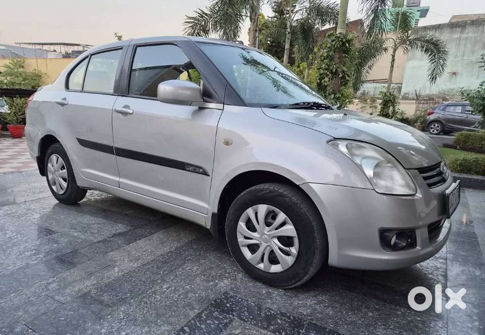 Maruti Suzuki Swift Dzire 1.2 Vxi Bsiv, 2012, Petrol