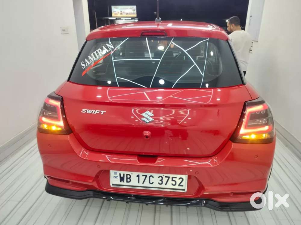 Maruti Suzuki Swift Vxi, 2025, Petrol