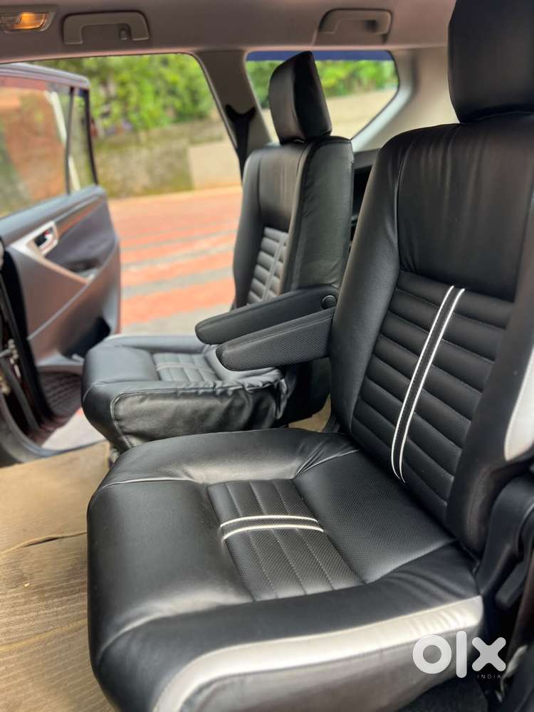 Toyota Innova Crysta 2.4 V 7 Str, 2016, Diesel
