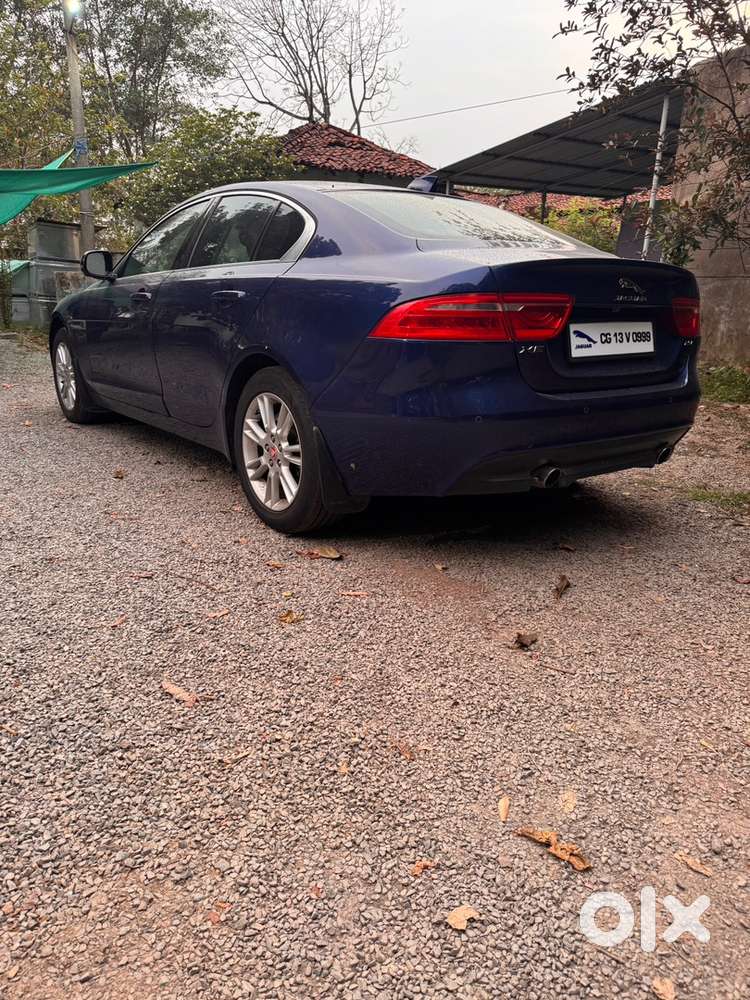 Jaguar Xe 2016 Petrol Well Maintained
