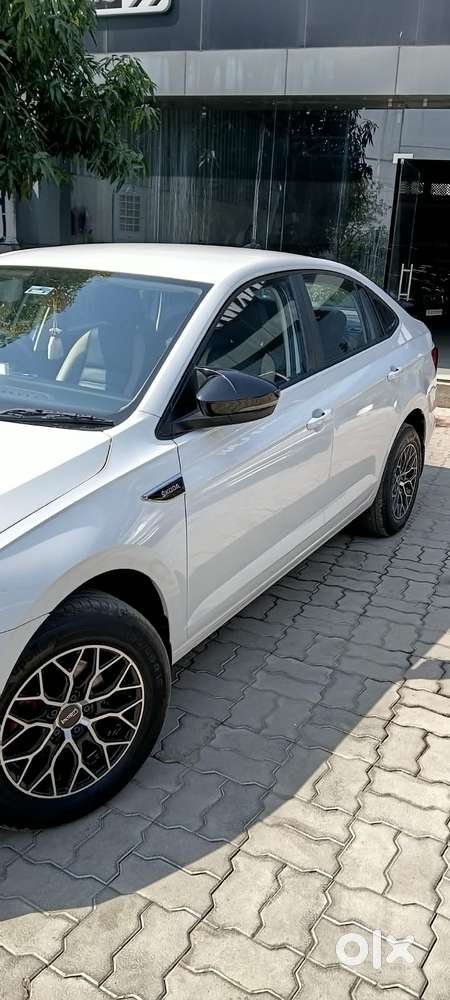 Skoda Slavia 1.0 Active Tsi, 2022, Petrol