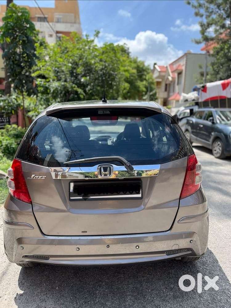Car For Sale Honda Jazz 2011   Very Nice Condition. Very Well Driven