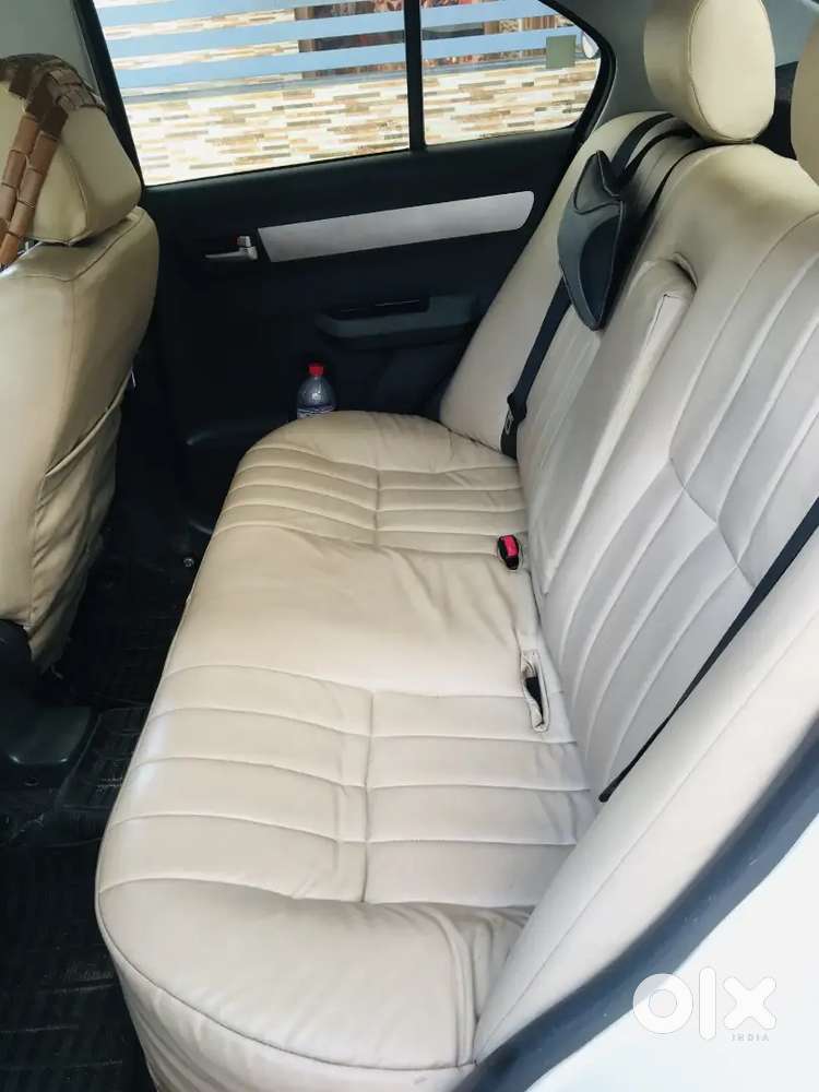 Maruti Suzuki Swift Dzire 2011