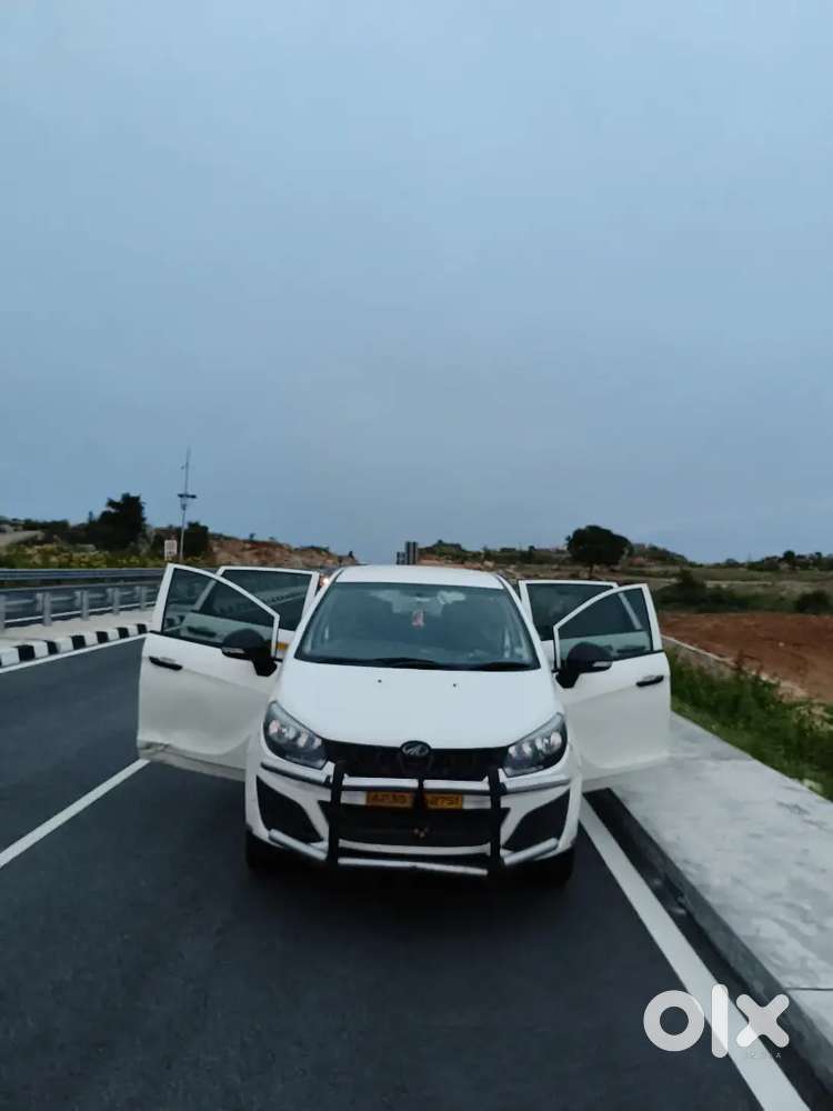 Mahindra Marazzo 1.5 M2 2020