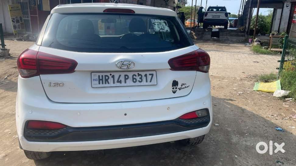 Hyundai I20 Petrol Era, 2018, Petrol