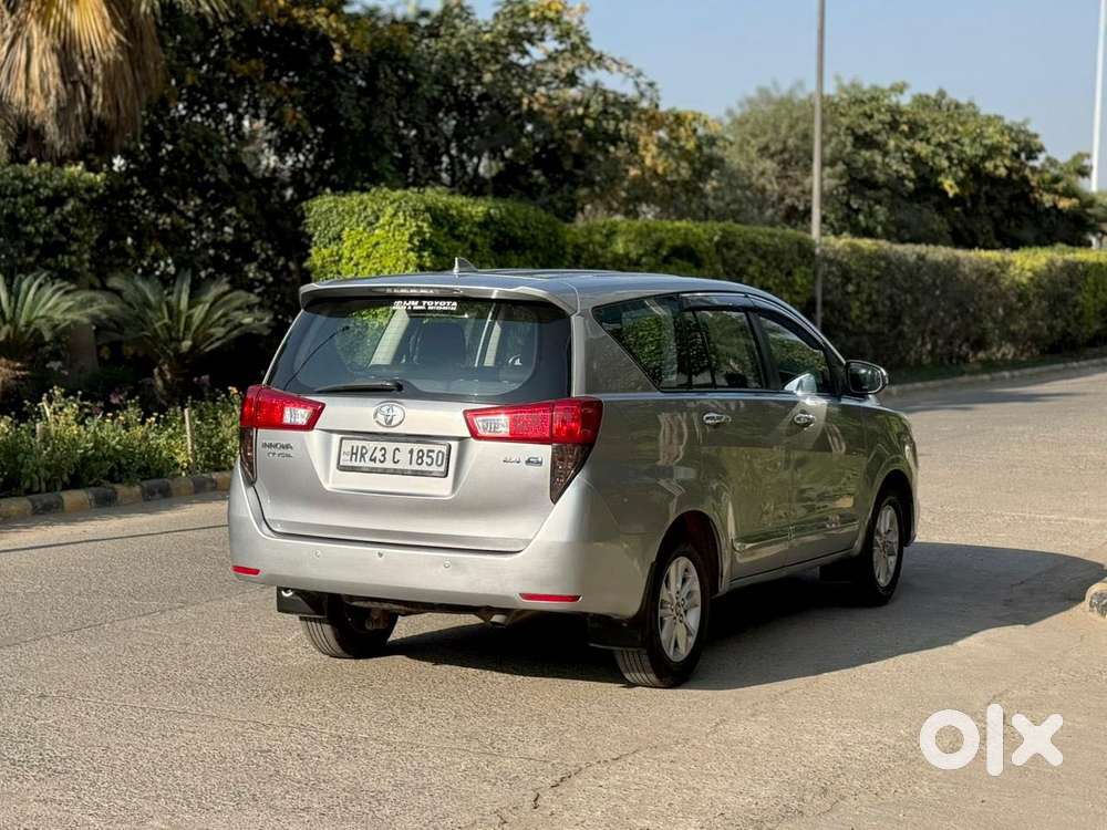 Toyota Innova Crysta