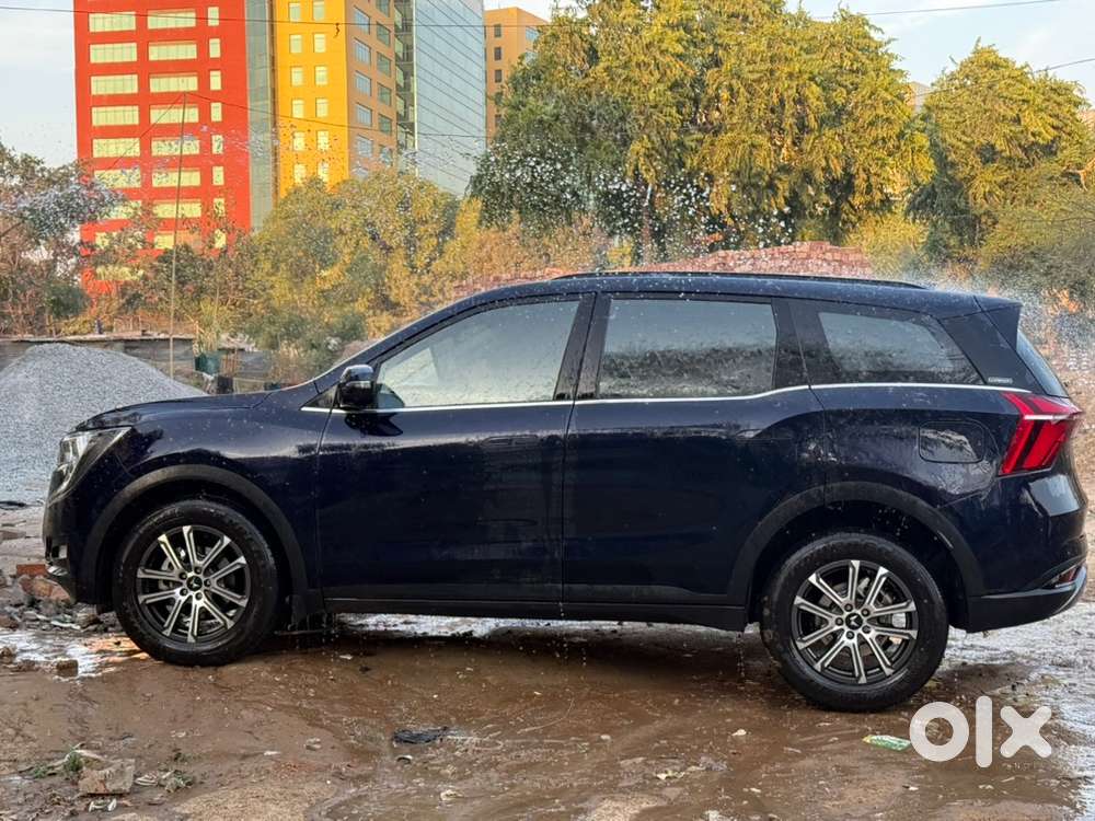 Mahindra Xuv700 2024 Diesel Automatic Year