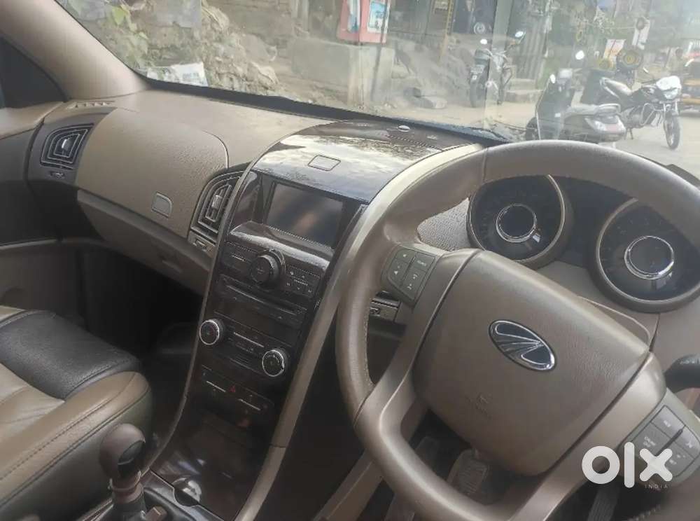 Mahindra Xuv500 2012