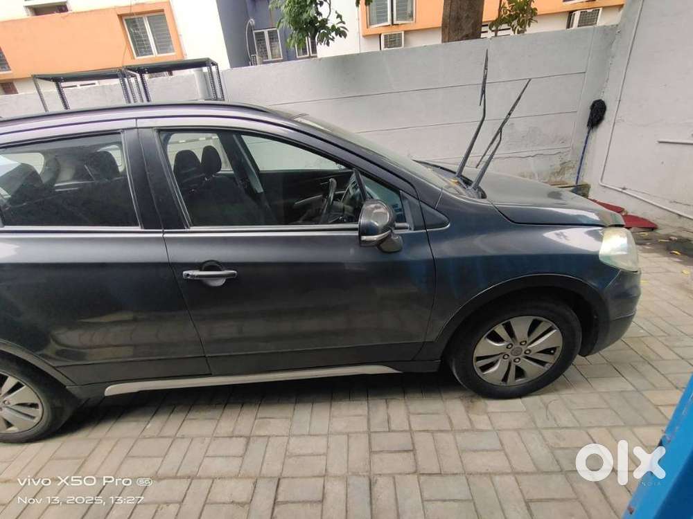 Maruti Suzuki S-cross Ddis 200 Zeta, 2016, Diesel