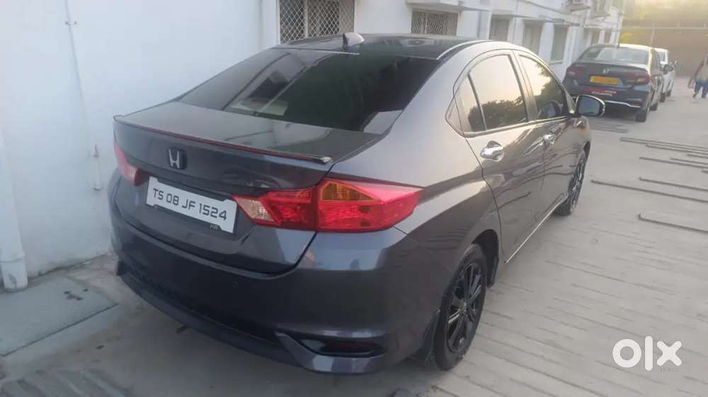 Showroom Track Vichel