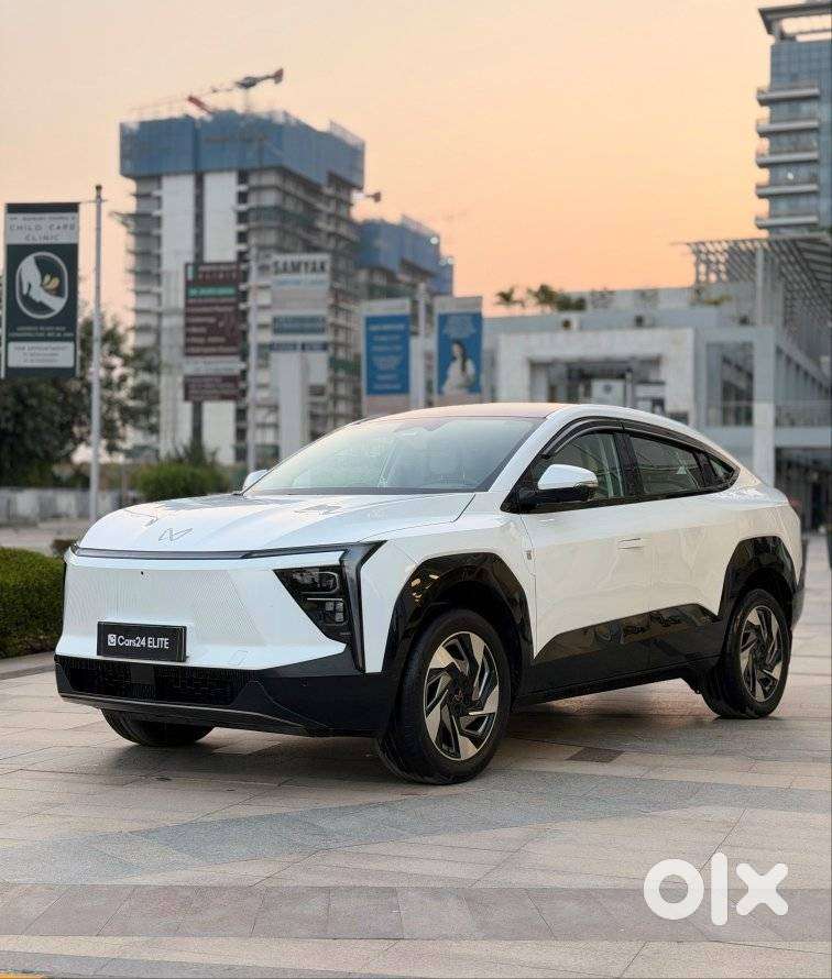 Mahindra Xev 9e Pack Three (top Model), 2025, Electric