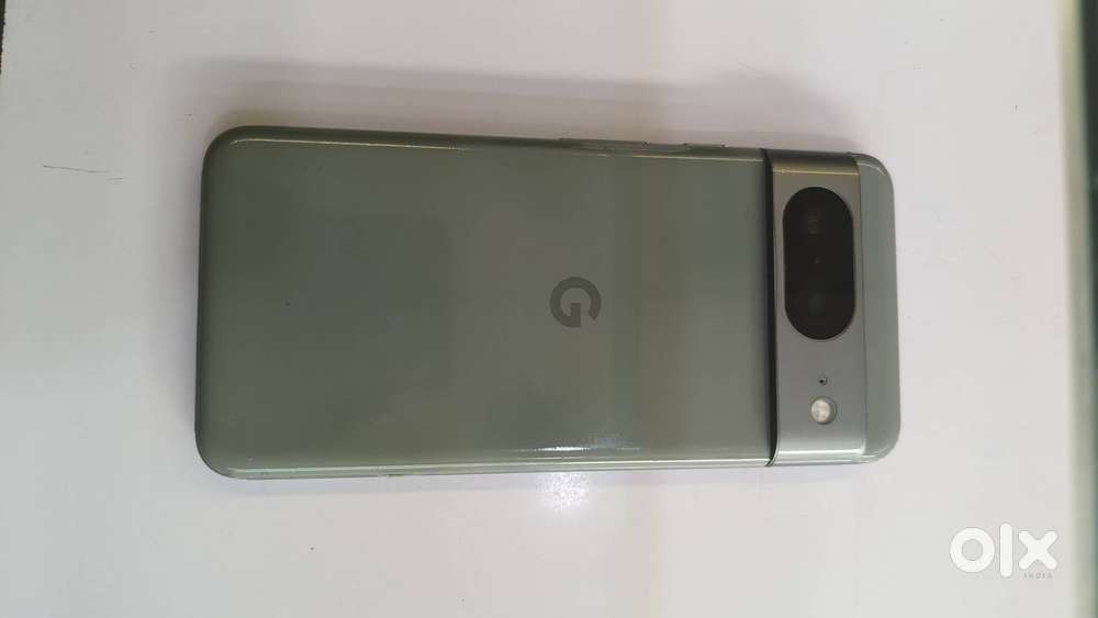 Pixel 8 by google grey 128gb clean set everything working - Mobile