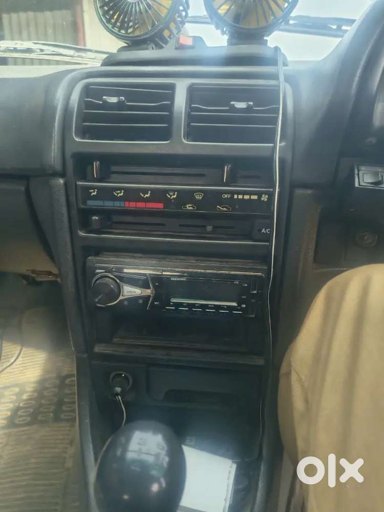 Maruti Suzuki Esteem Lpg 1998