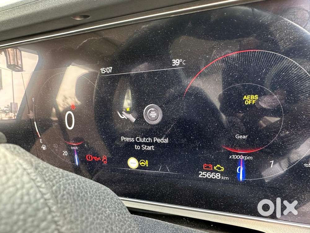 Mahindra Xuv700 2.2 Ax 7 Diesel Mt Luxury Pack Str, 2022, Diesel