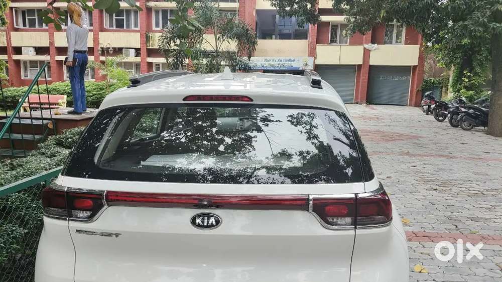 Kia Sonet Diesel Mt 2020 White Colour